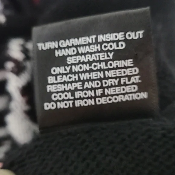 Star Wars Christmas Sweater NWT Ugly Christmas Sweater - Picture 11 of 12